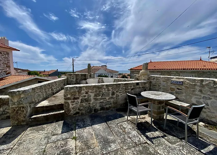 Solar Laginha - E Quartos *