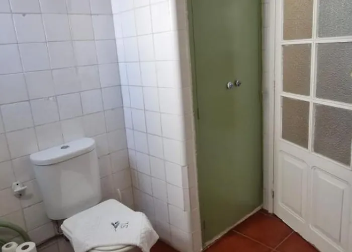 Solar Laginha - E Quartos 公寓